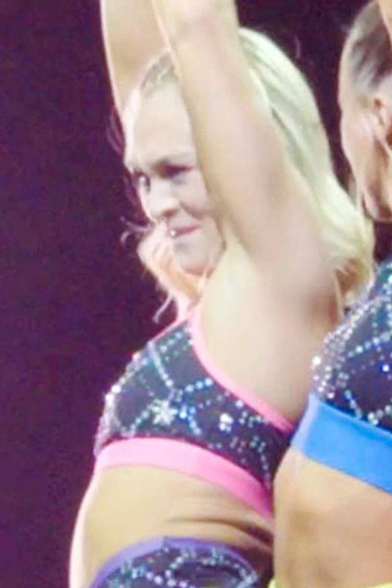 Beth Sports Bra in Pink Crystal Couture - Special Order - Image 3